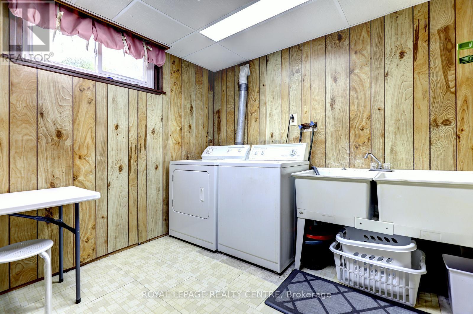 3119 Ballydown Crescent, Mississauga, Ontario  L5C 2C9 - Photo 30 - W13525658