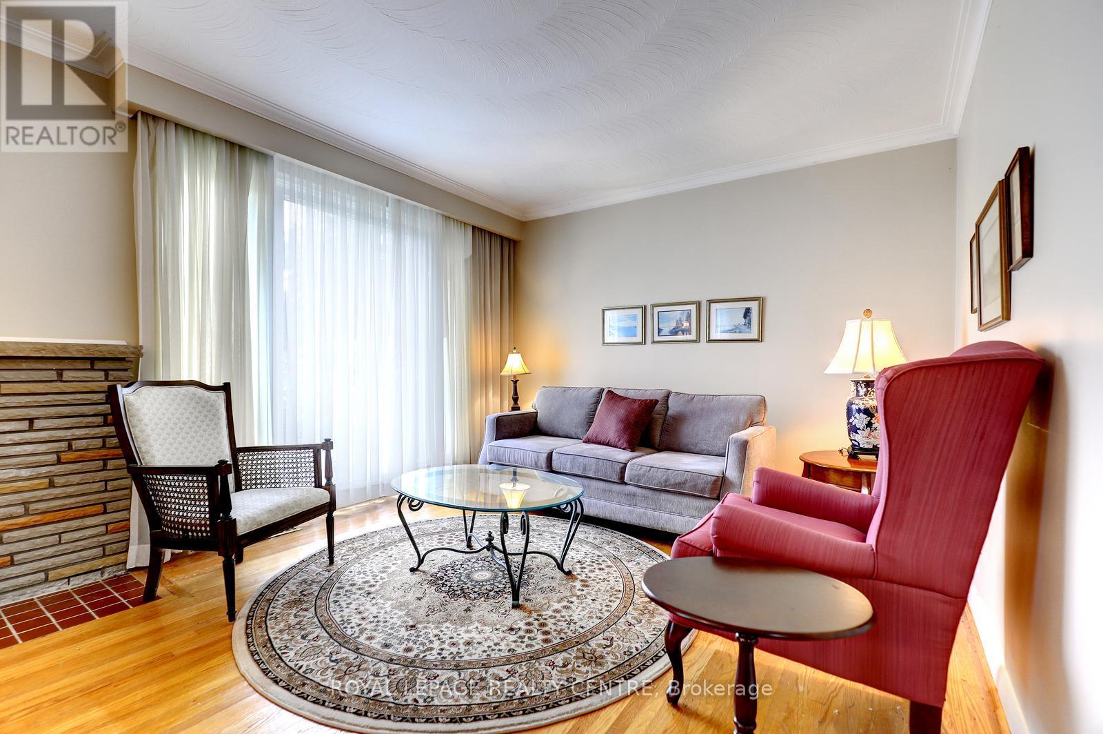 3119 Ballydown Crescent, Mississauga, Ontario  L5C 2C9 - Photo 5 - W13525658