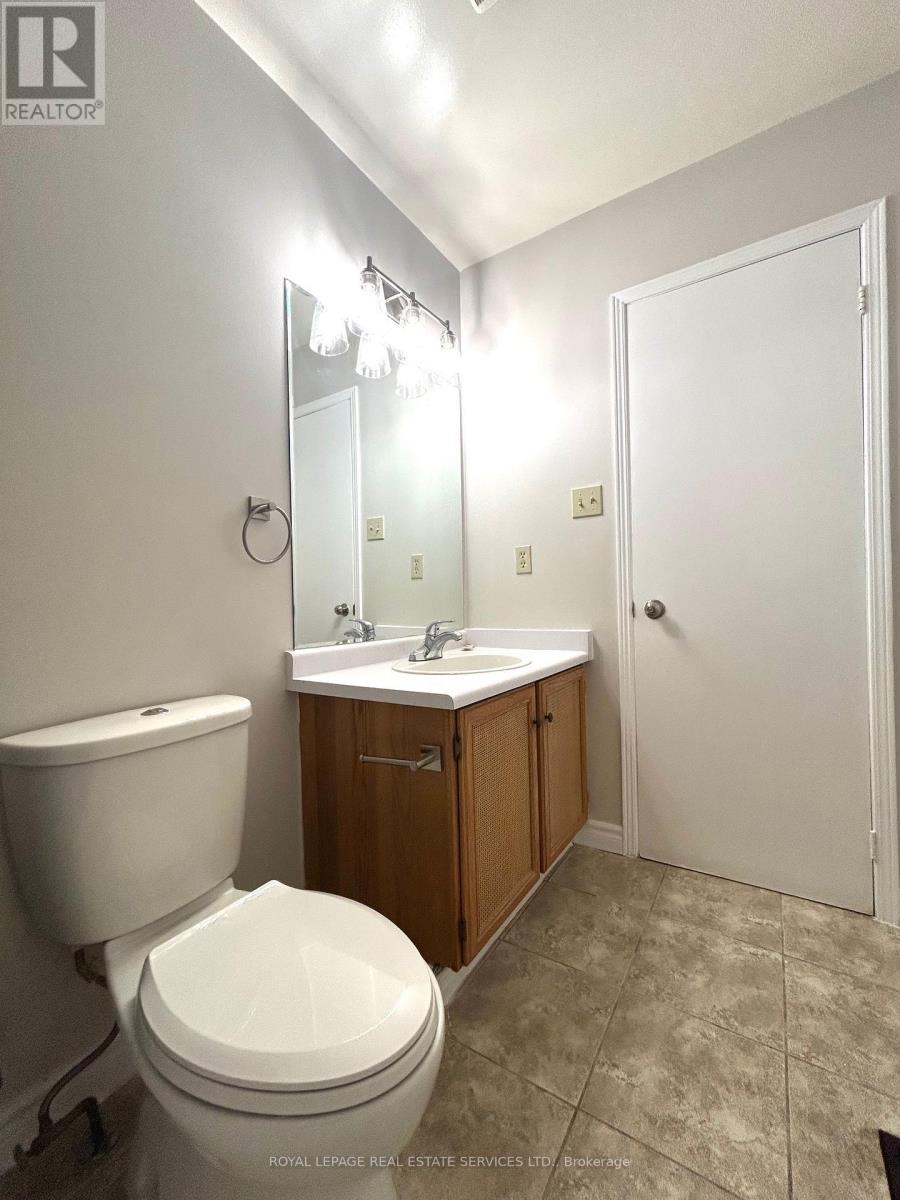 4523 Kimbermount Avenue, Mississauga, Ontario  L5M 4J4 - Photo 26 - W13525688