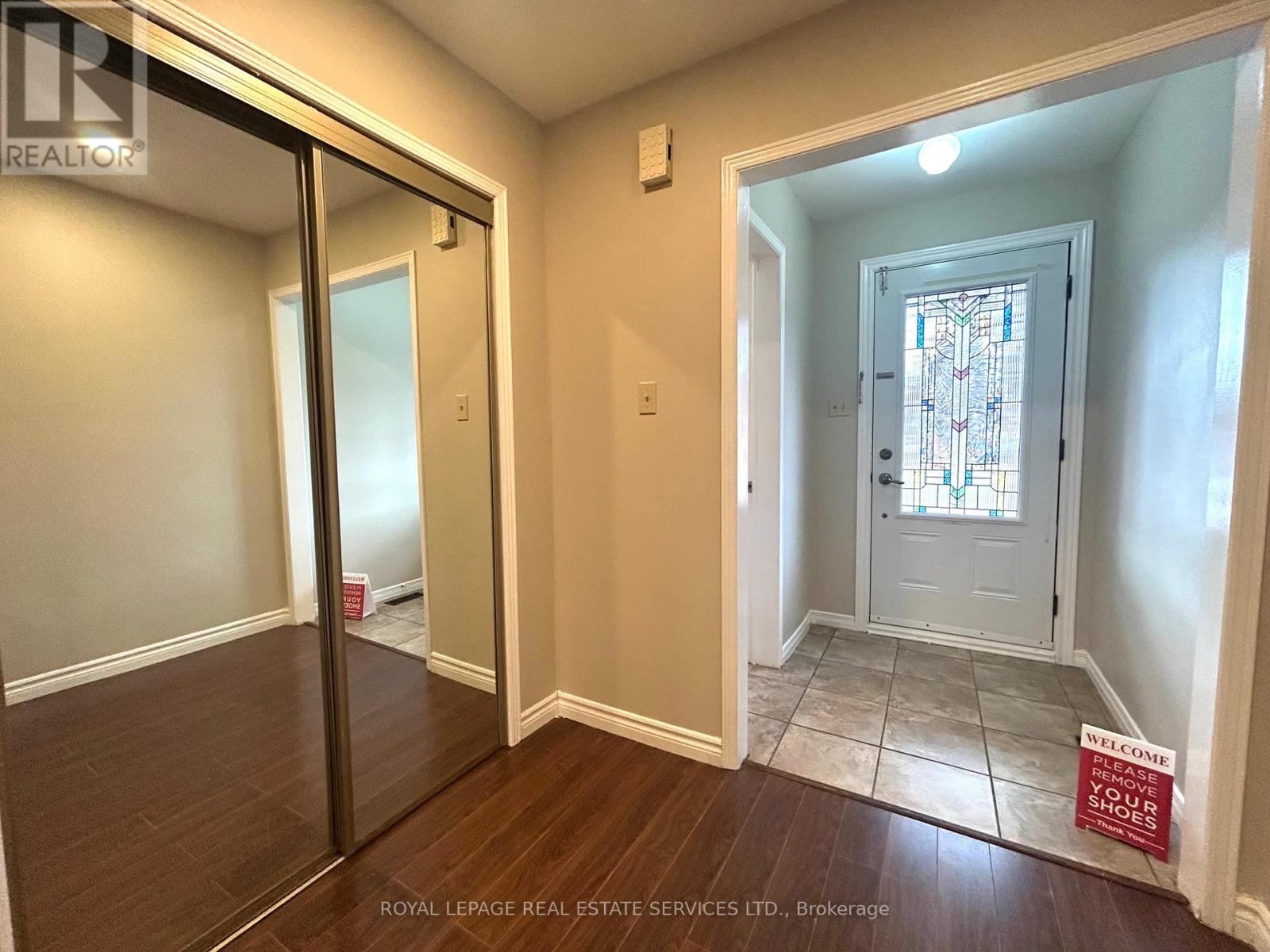 4523 Kimbermount Avenue, Mississauga, Ontario  L5M 4J4 - Photo 3 - W13525688