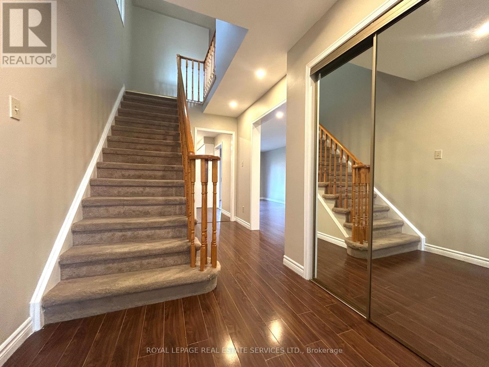 4523 Kimbermount Avenue, Mississauga, Ontario  L5M 4J4 - Photo 4 - W13525688