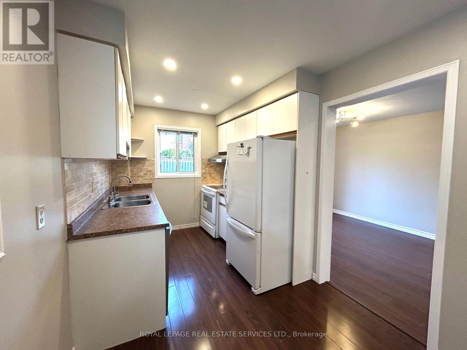 4523 Kimbermount Avenue, Mississauga, Ontario  L5M 4J4 - Photo 9 - W13525688