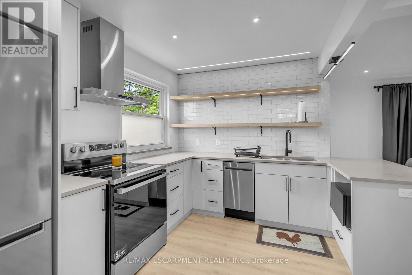 253 Fernwood Crescent, Hamilton, Ontario  L8T 3L7 - Photo 12 - X13525616