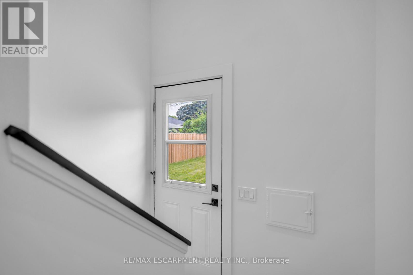253 Fernwood Crescent, Hamilton, Ontario  L8T 3L7 - Photo 21 - X13525616