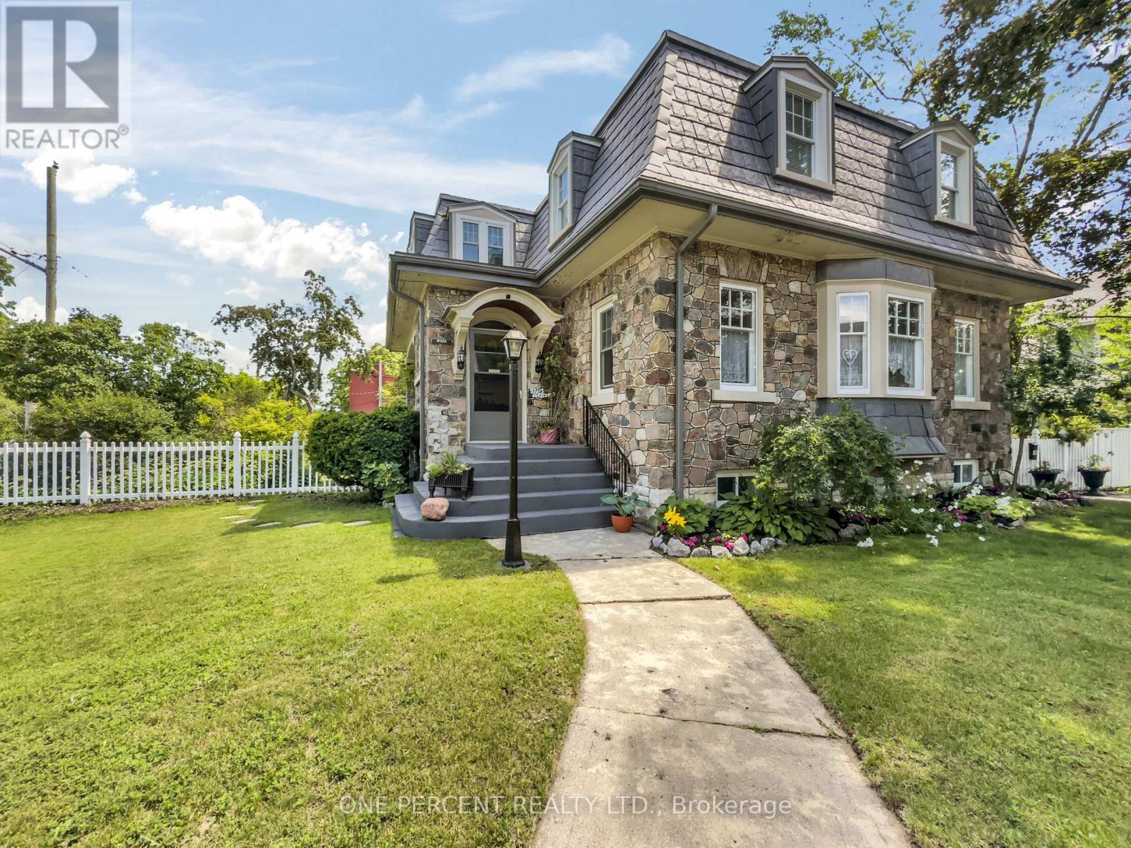 104 Dundas Street W, Greater Napanee, Ontario  K7R 2A1 - Photo 2 - X13525642