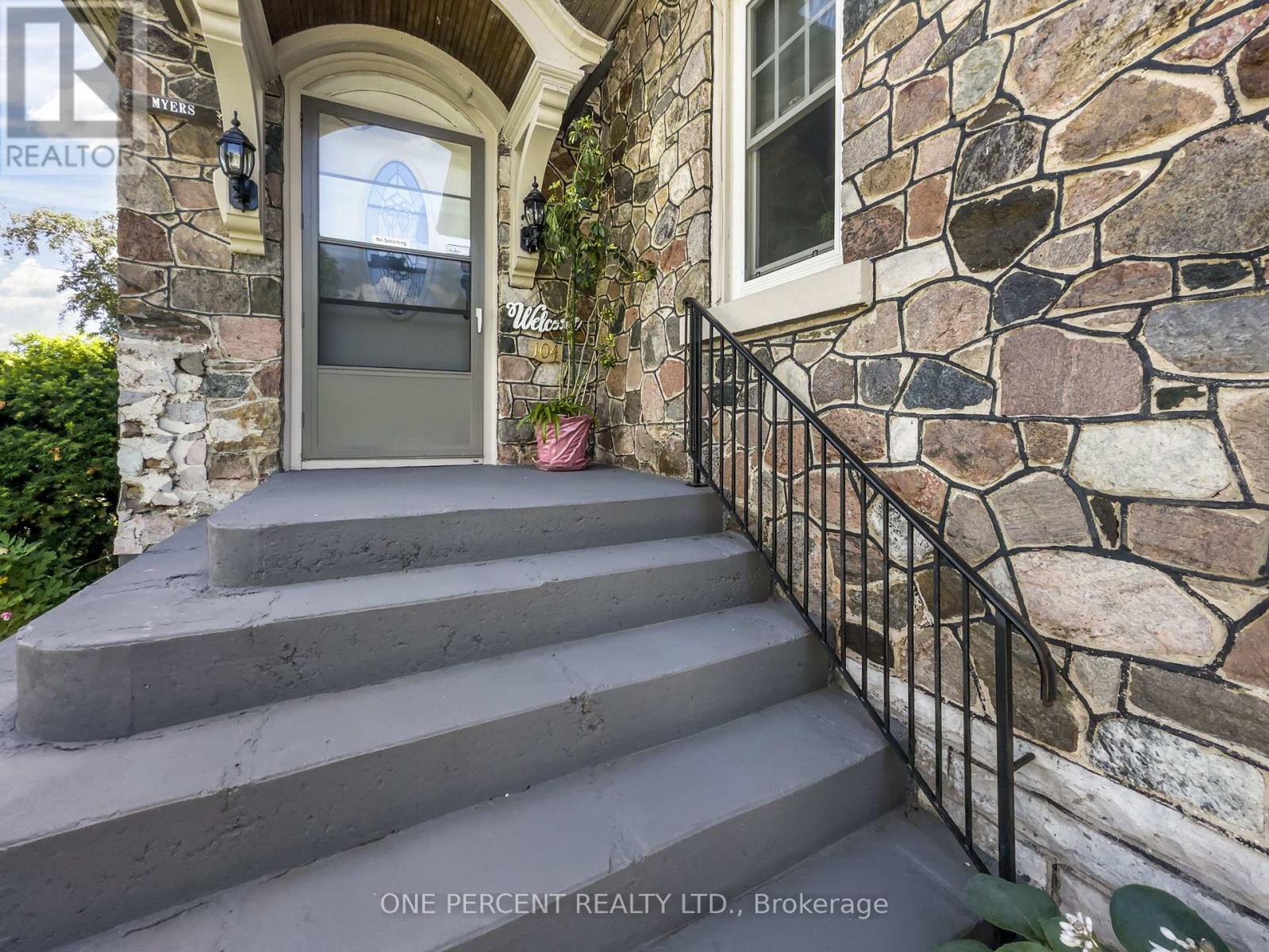 104 Dundas Street W, Greater Napanee, Ontario  K7R 2A1 - Photo 4 - X13525642