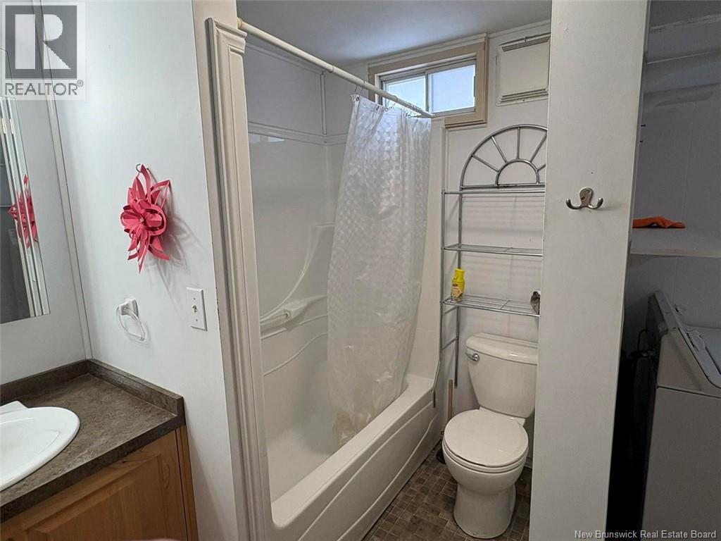 7 Principale Street, Sainte-Anne-De-Madawaska, New Brunswick  E7E 1B5 - Photo 17 - NB134237