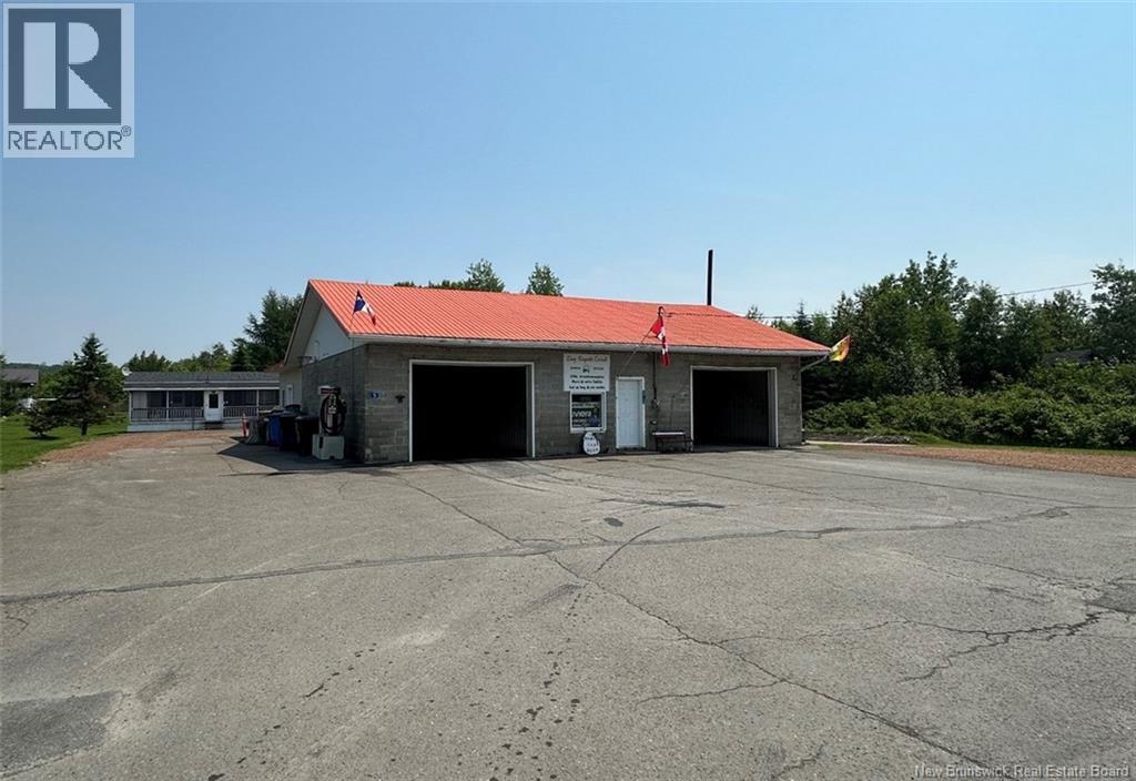 7 Principale Street, Sainte-Anne-De-Madawaska, New Brunswick  E7E 1B5 - Photo 1 - NB134237