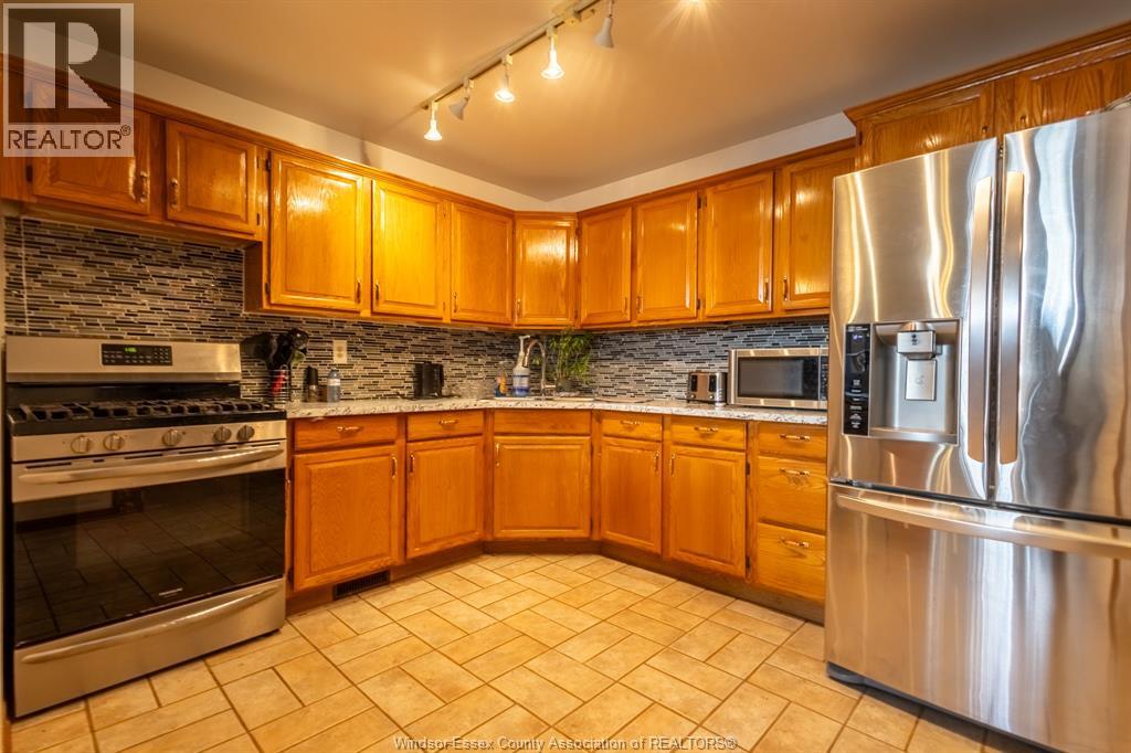 3280 Talbot Trail, Wheatley, Ontario  N0P 2P0 - Photo 11 - 26016065