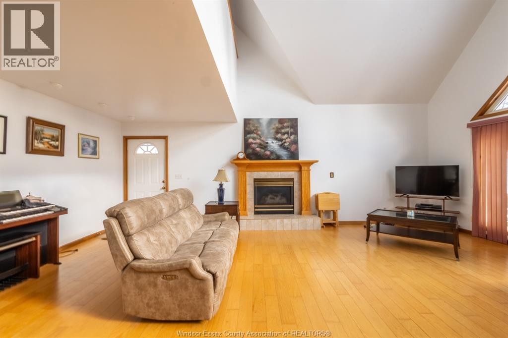 3280 Talbot Trail, Wheatley, Ontario  N0P 2P0 - Photo 6 - 26016065