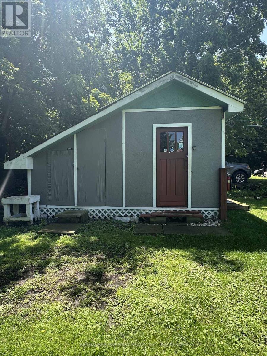67 Osborne Street, Gananoque, Ontario  K7G 2N4 - Photo 3 - X13481954