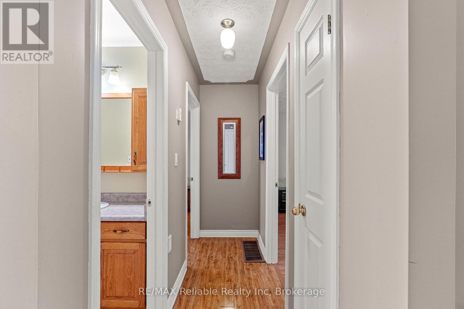 116 Duke Street, Huron East, Ontario  N0K 1W0 - Photo 14 - X13000888