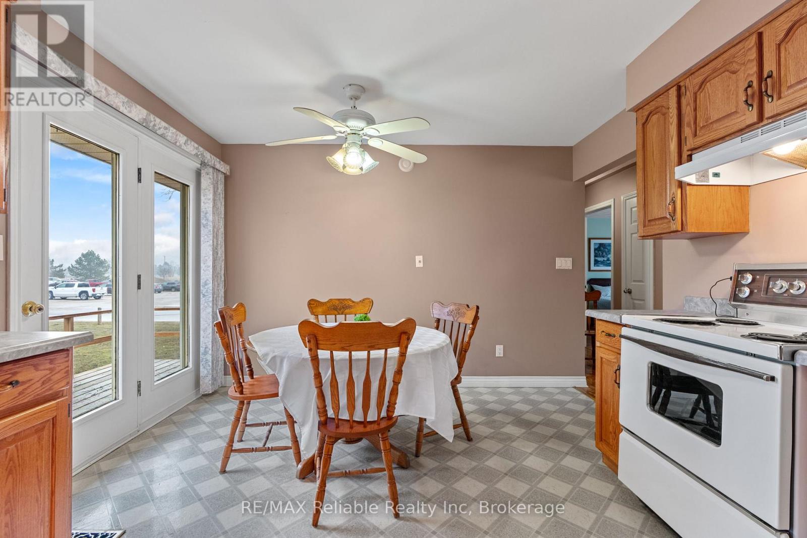116 Duke Street, Huron East, Ontario  N0K 1W0 - Photo 10 - X13000888