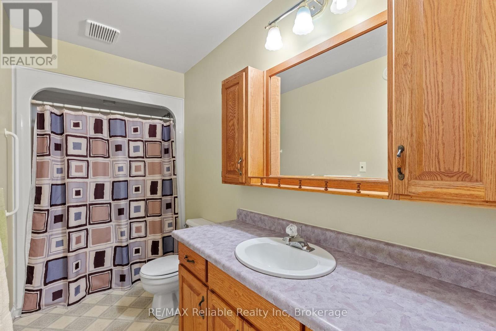 116 Duke Street, Huron East, Ontario  N0K 1W0 - Photo 15 - X13000888