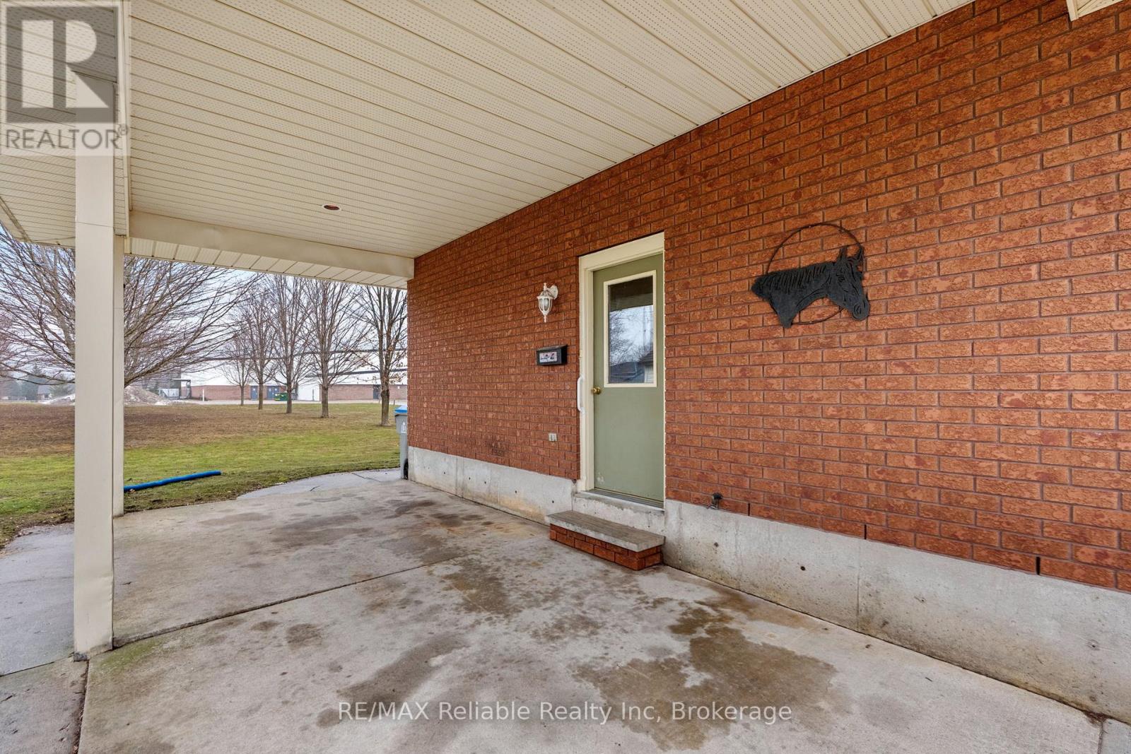 116 Duke Street, Huron East, Ontario  N0K 1W0 - Photo 32 - X13000888