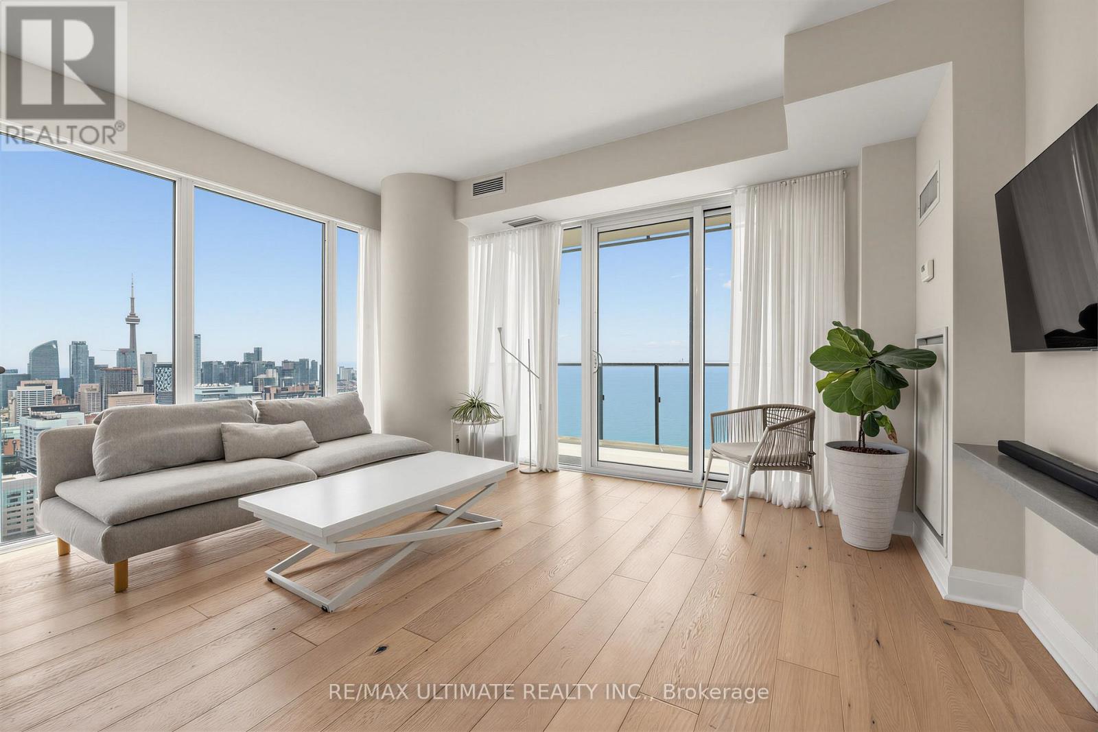 4204 - 1080 Bay Street, Toronto, Ontario  M5S 0A5 - Photo 3 - C13525582