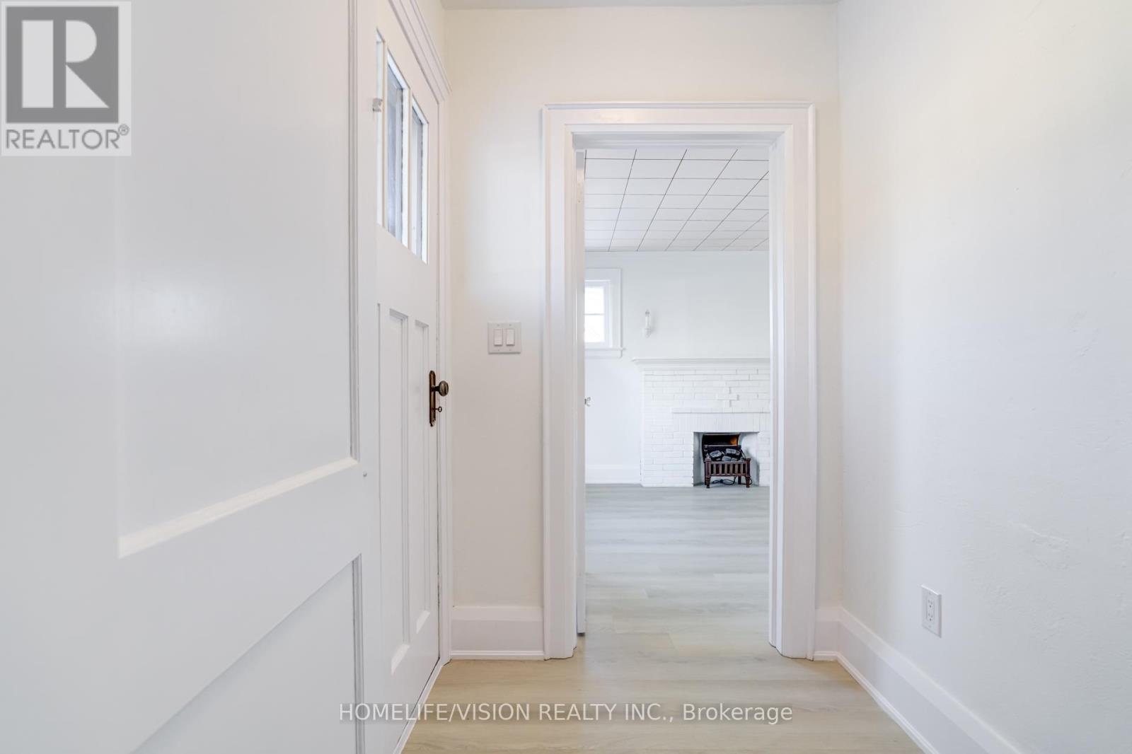 133 Mary Street E, Whitby, Ontario  L1N 2P3 - Photo 8 - E12972862