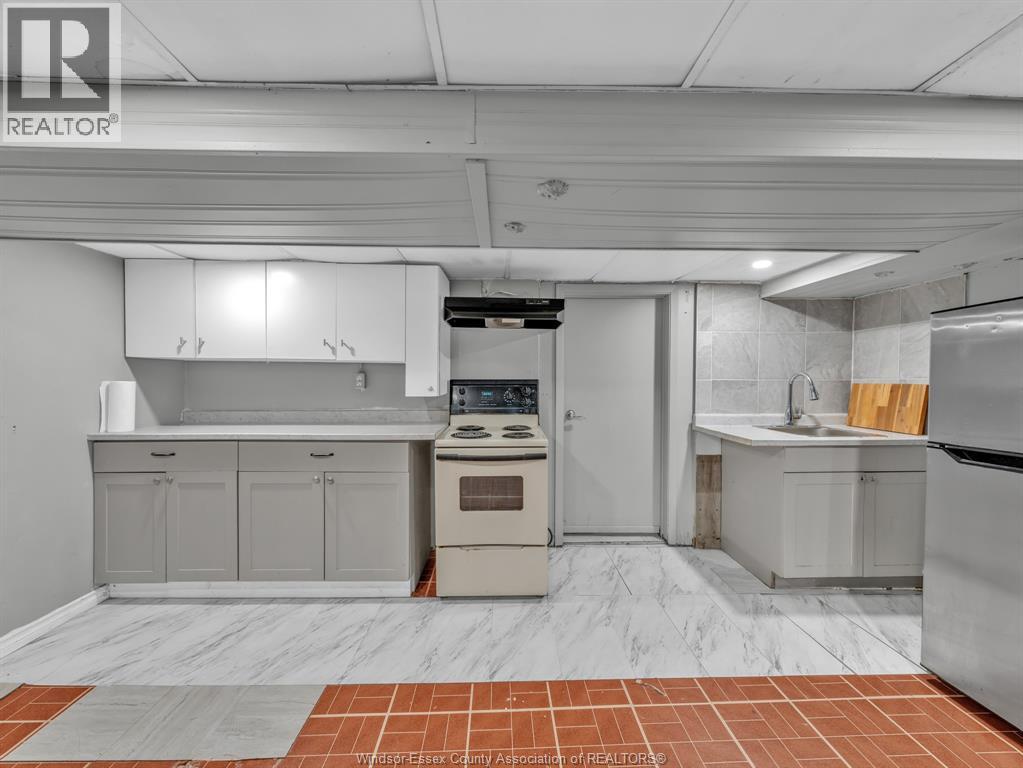 669-677 Marentette, Windsor, Ontario  N9A 1Z3 - Photo 45 - 26016029