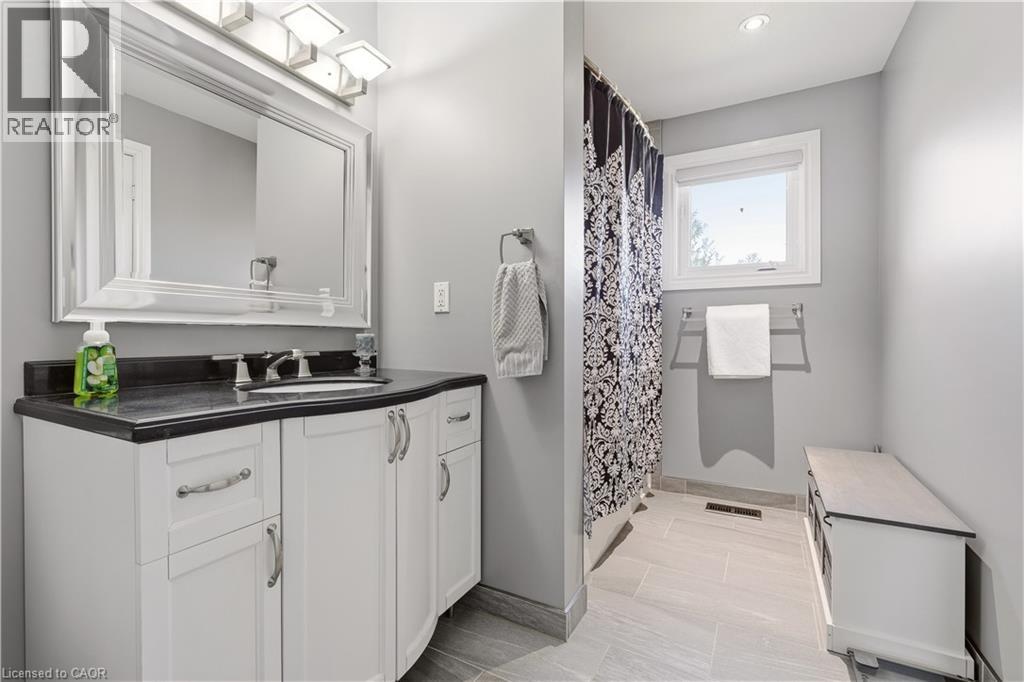 2408 Nichols Drive, Oakville, Ontario  L6H 6T2 - Photo 19 - 40845270