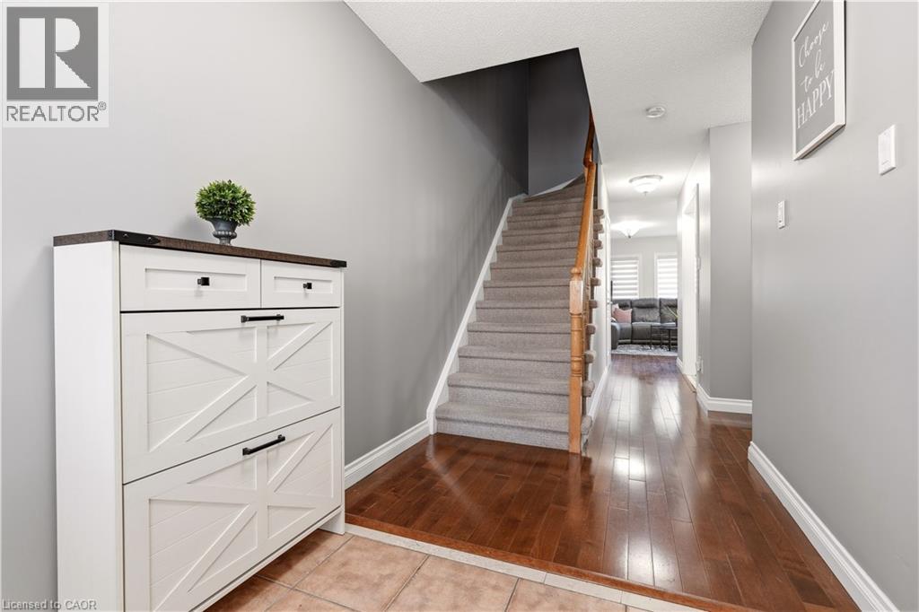 2408 Nichols Drive, Oakville, Ontario  L6H 6T2 - Photo 4 - 40845270