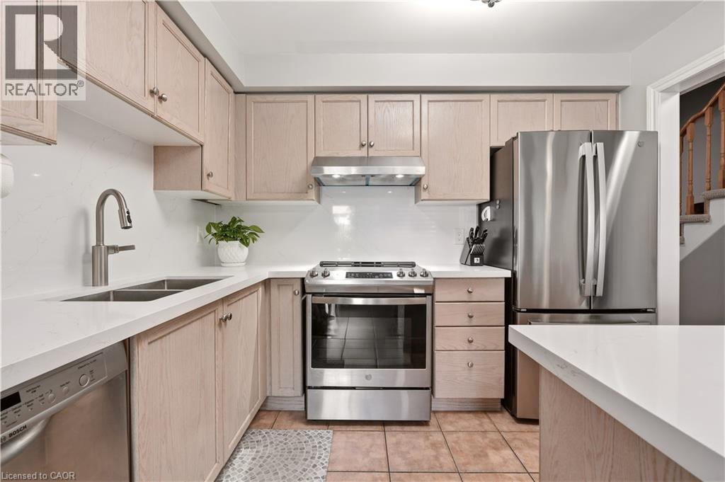 2408 Nichols Drive, Oakville, Ontario  L6H 6T2 - Photo 6 - 40845270