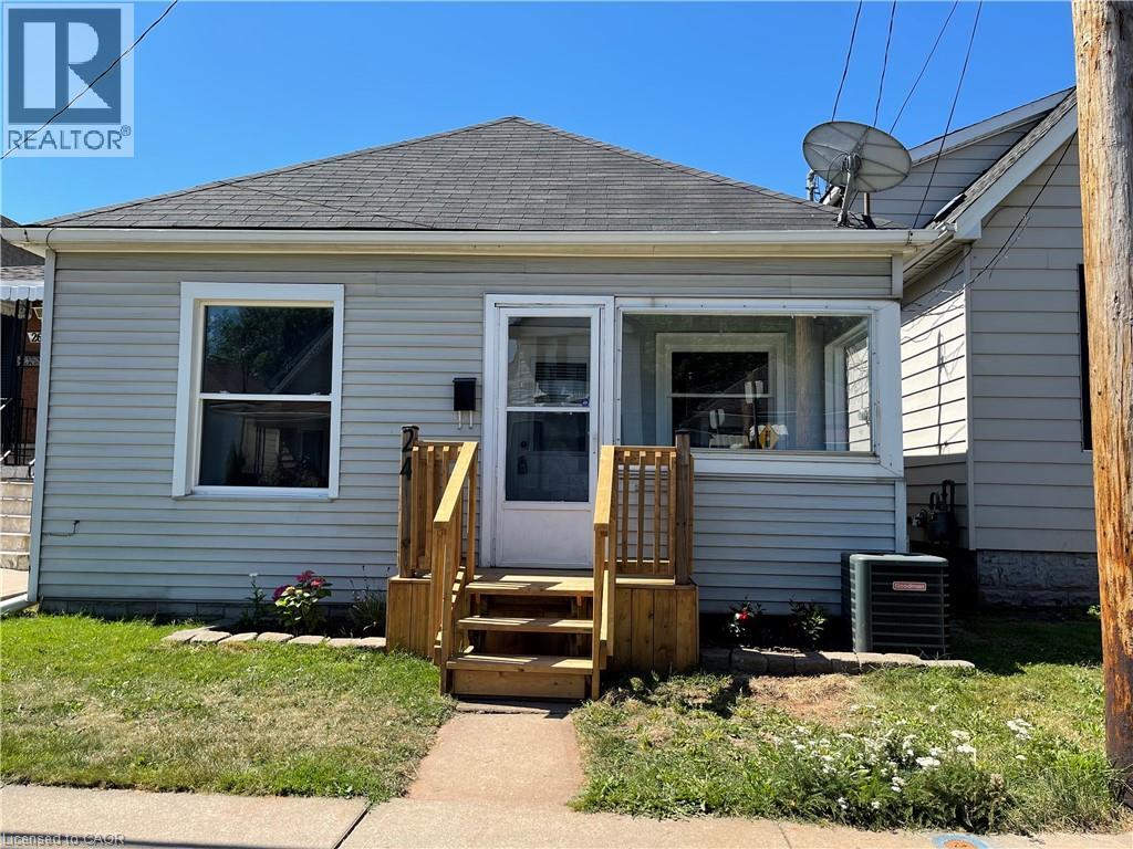 24 Vansitmart Avenue, Hamilton, Ontario  L8H 3A3 - Photo 2 - 40844957
