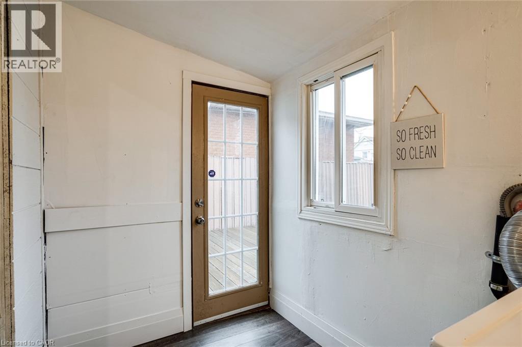 24 Vansitmart Avenue, Hamilton, Ontario  L8H 3A3 - Photo 19 - 40844957