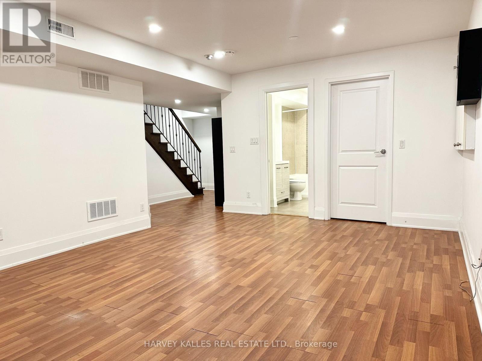2 - 543 Palmerston Boulevard, Toronto, Ontario  M6G 2P4 - Photo 14 - C13525832