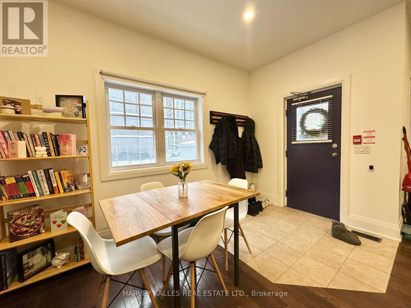 2 - 543 Palmerston Boulevard, Toronto, Ontario  M6G 2P4 - Photo 6 - C13525832