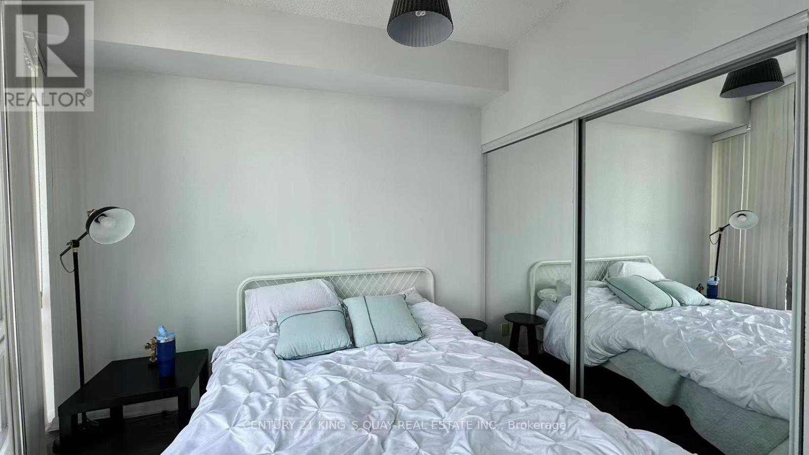 2809 - 832 Bay Street, Toronto, Ontario  M5S 1Z6 - Photo 13 - C13525866