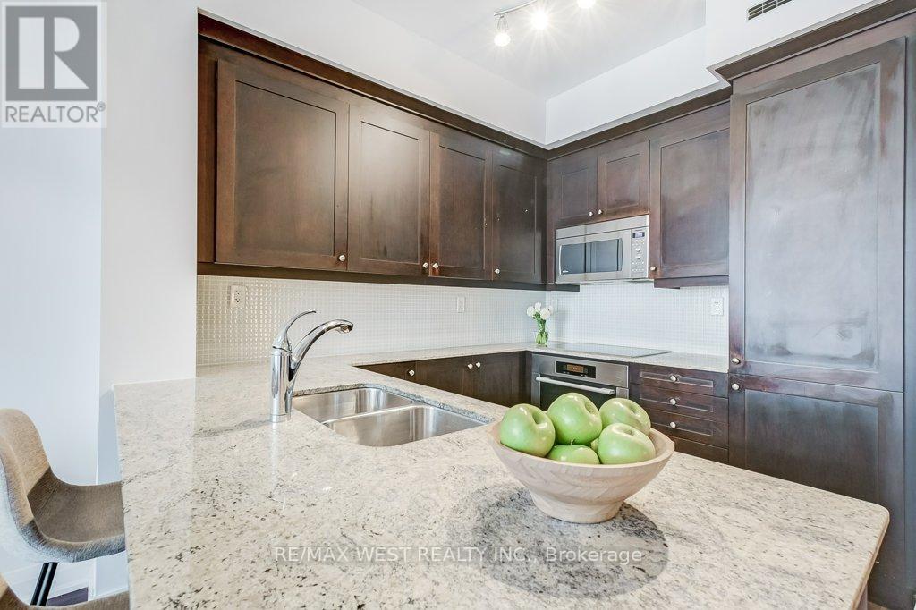 818 - 1 Bedford Road, Toronto, Ontario  M5R 2J7 - Photo 12 - C13525924