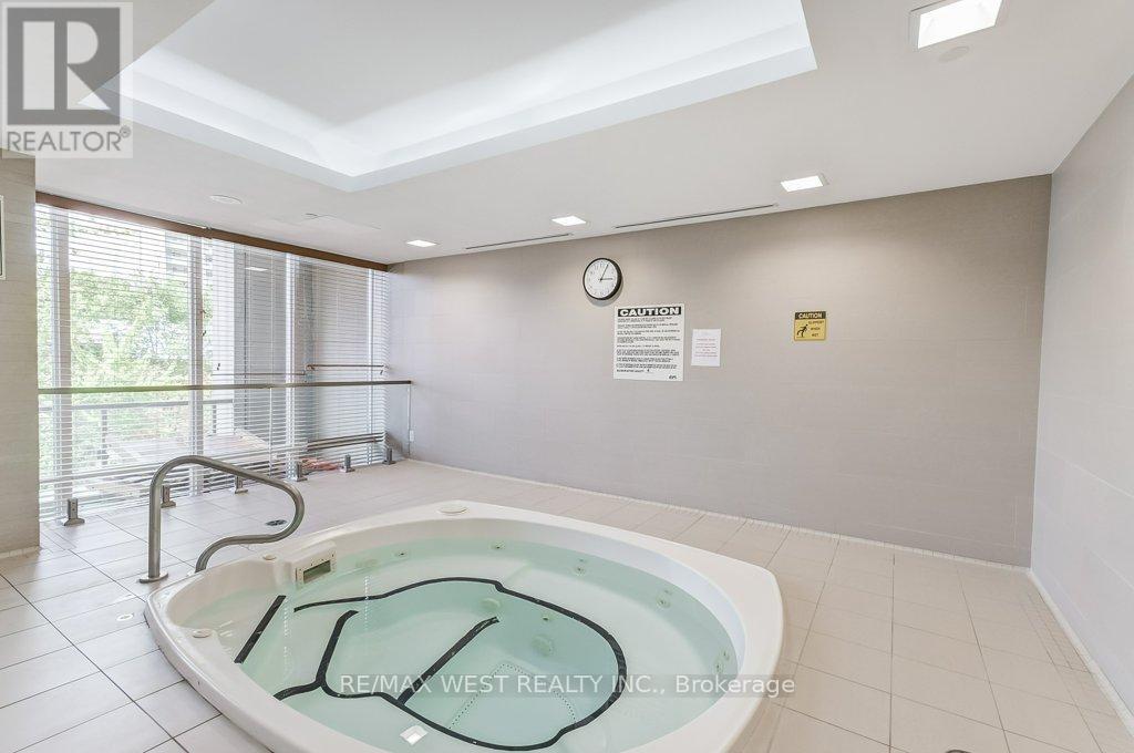 818 - 1 Bedford Road, Toronto, Ontario  M5R 2J7 - Photo 32 - C13525924