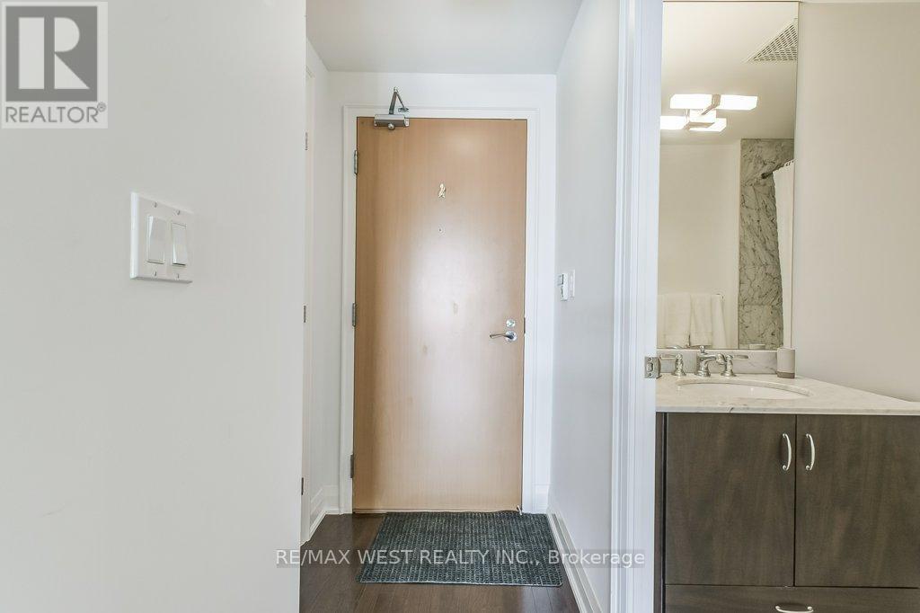 818 - 1 Bedford Road, Toronto, Ontario  M5R 2J7 - Photo 7 - C13525924