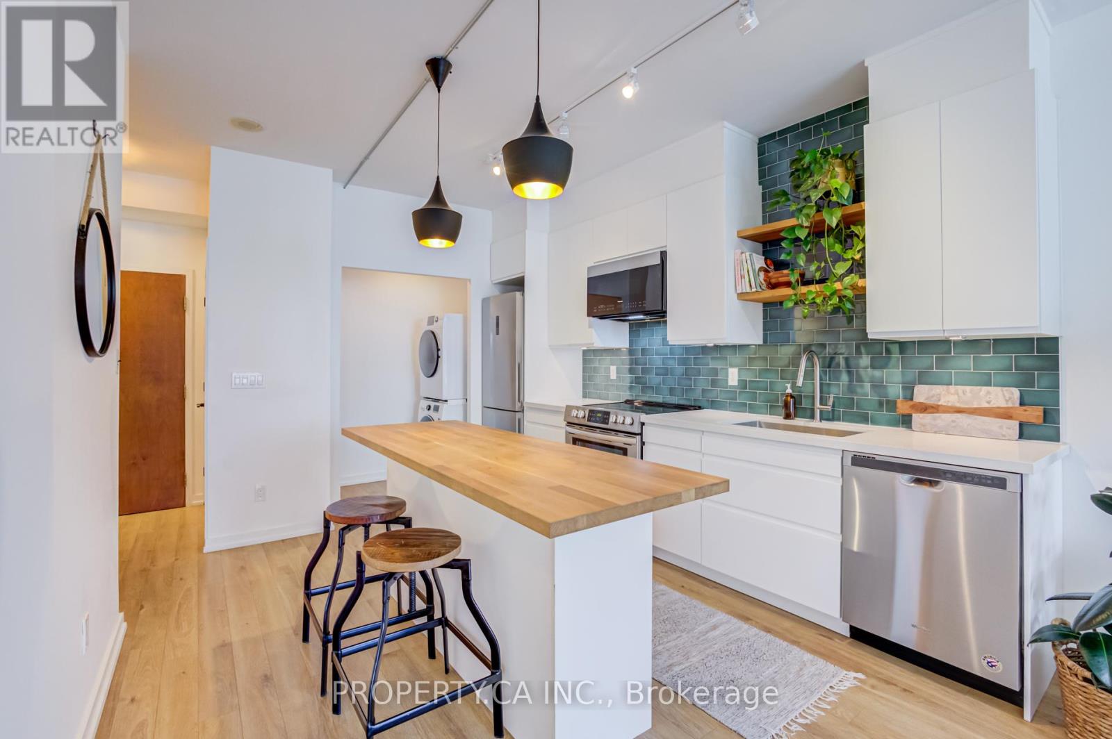 1111 - 80 Mill Street, Toronto, Ontario  M5A 4T3 - Photo 1 - C13525942
