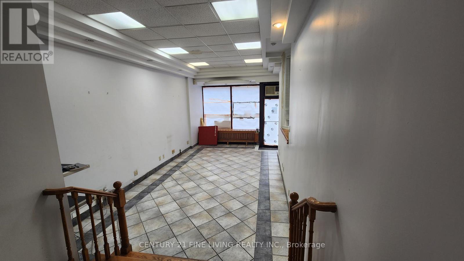 Main - 1155 Dundas Street W, Toronto, Ontario  M6J 1X3 - Photo 6 - C13525980