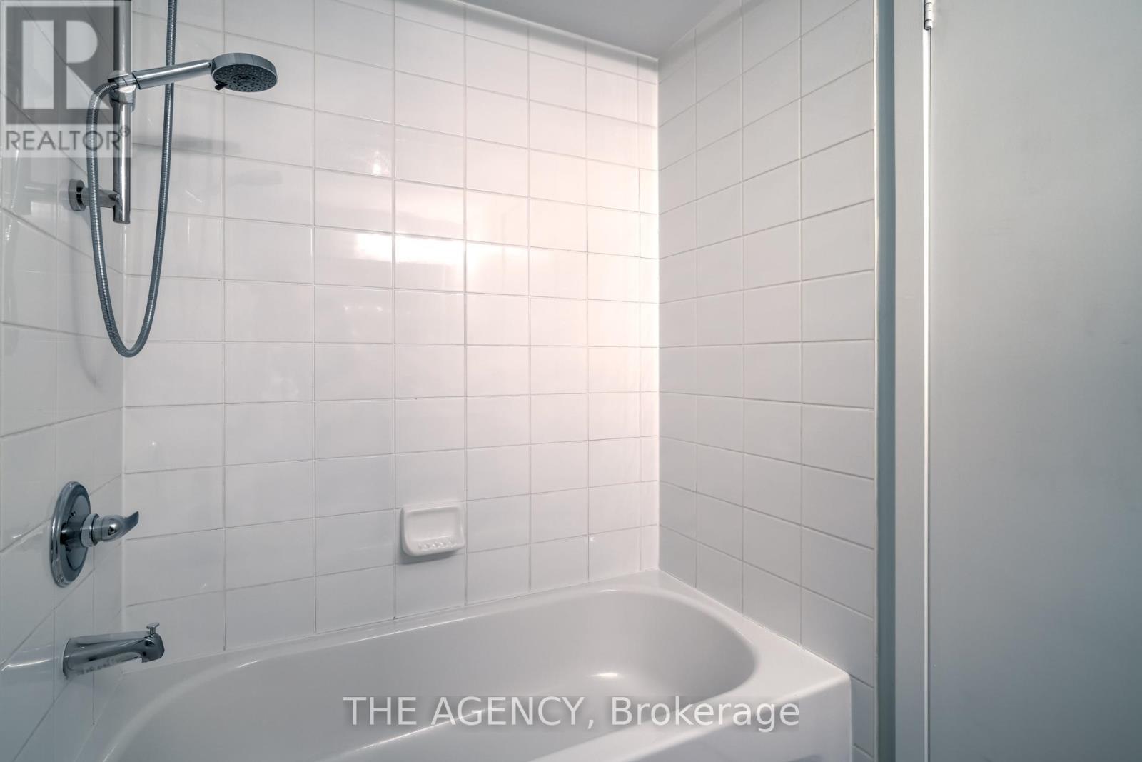 20 Cole Street, Toronto, Ontario  M5A 0A3 - Photo 23 - C13526014