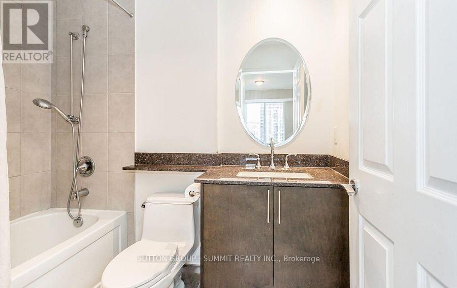 1402 - 35 Balmuto Street, Toronto, Ontario  M4Y 0A3 - Photo 13 - C13526034