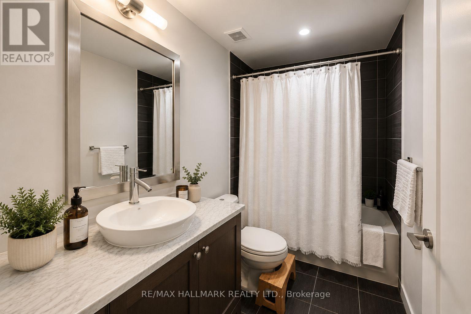 721 - 825 Church Street, Toronto, Ontario  M4W 3Z4 - Photo 6 - C13526060