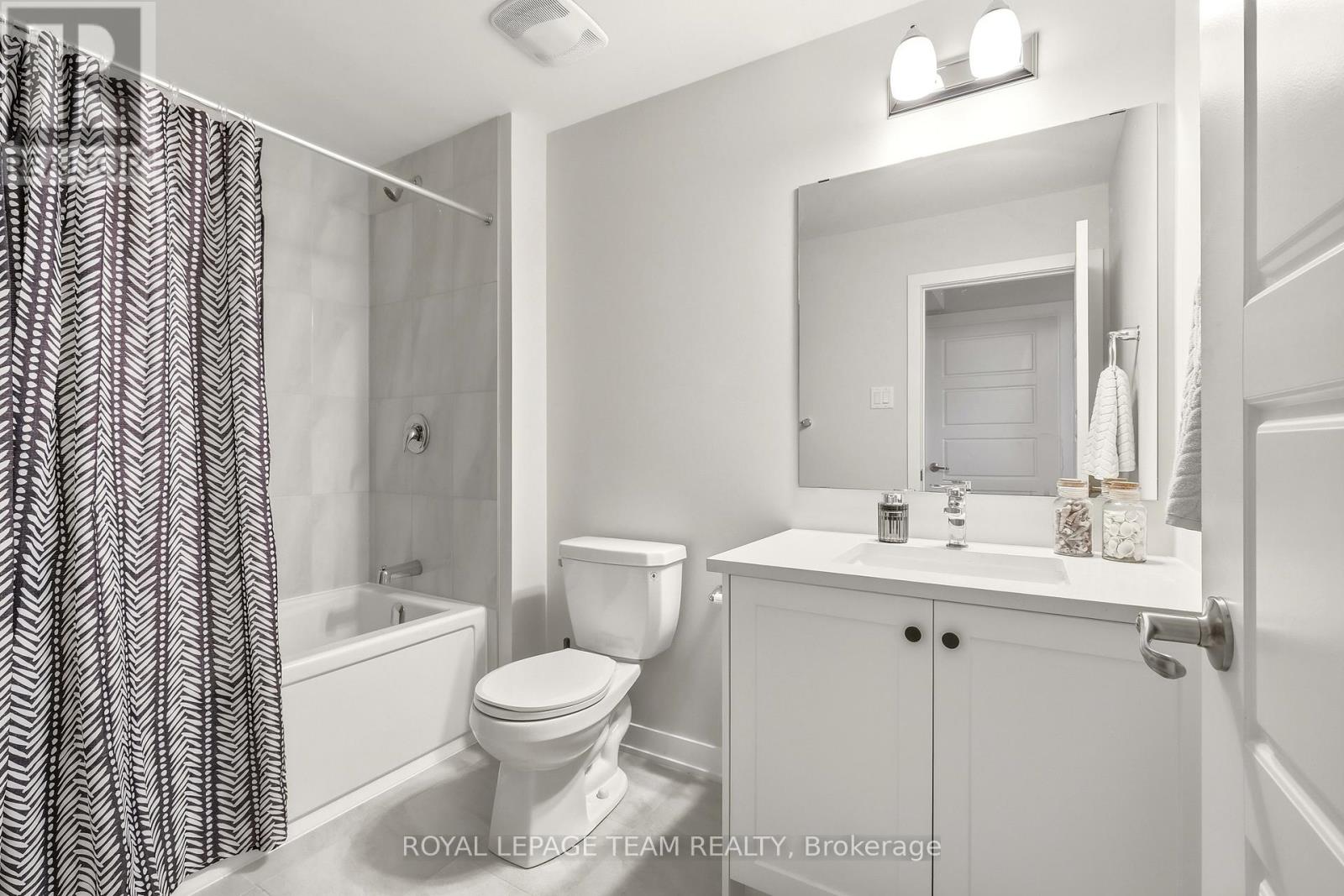 184 Robert Perry Street, North Grenville, Ontario  K0G 1J0 - Photo 34 - X13525944