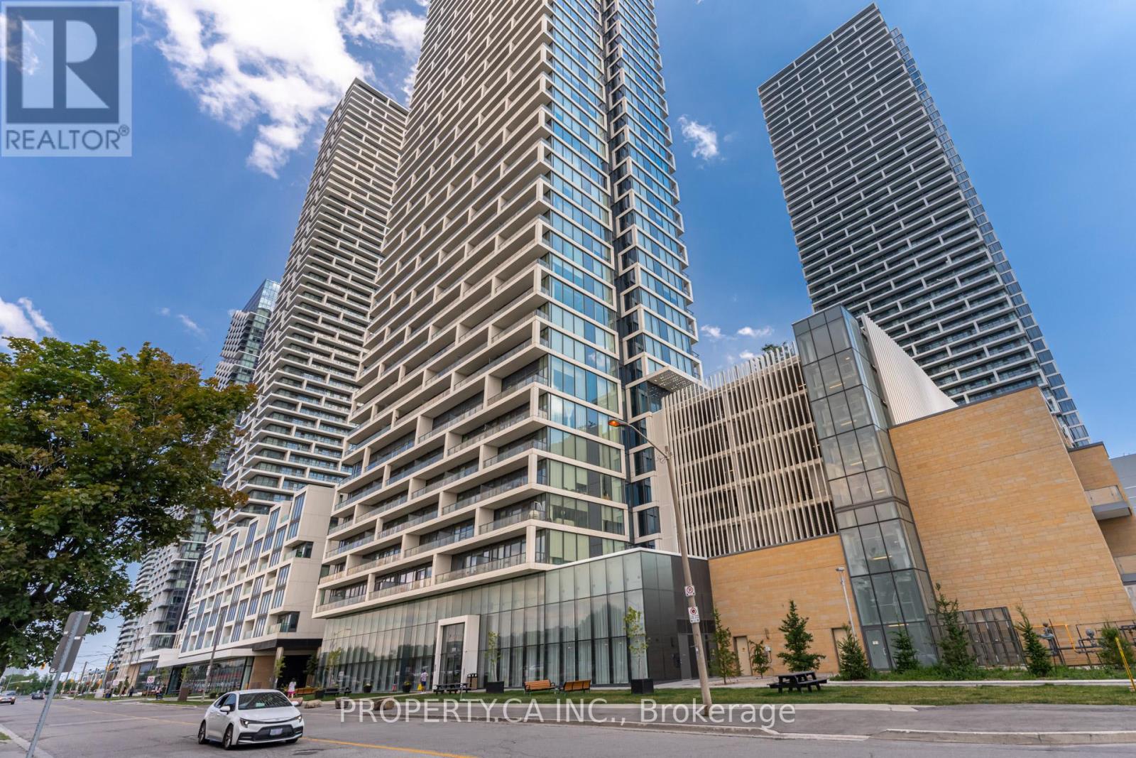 1602 - 898 PORTAGE PARKWAY, Vaughan, Ontario