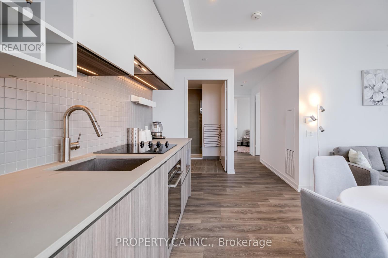 1602 - 898 Portage Parkway, Vaughan, Ontario  L4K 2M7 - Photo 14 - N13525998