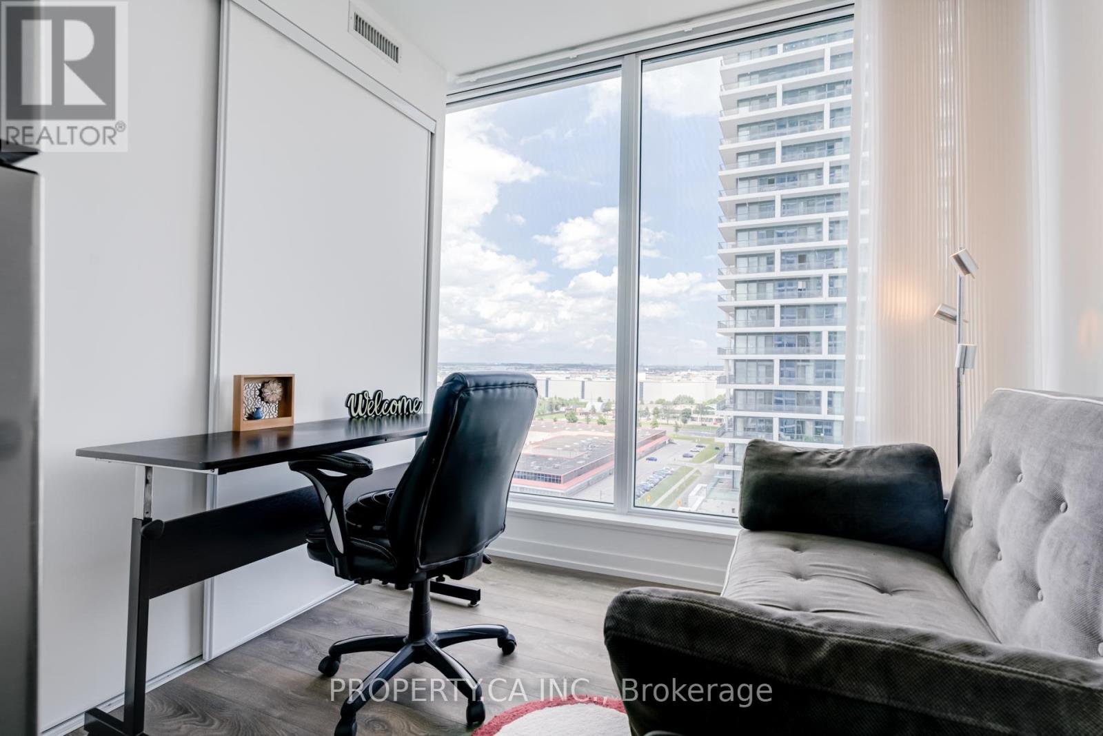 1602 - 898 Portage Parkway, Vaughan, Ontario  L4K 2M7 - Photo 5 - N13525998