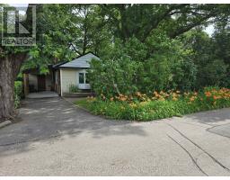 429 ROUGE HILLS DRIVE, Toronto, Ontario