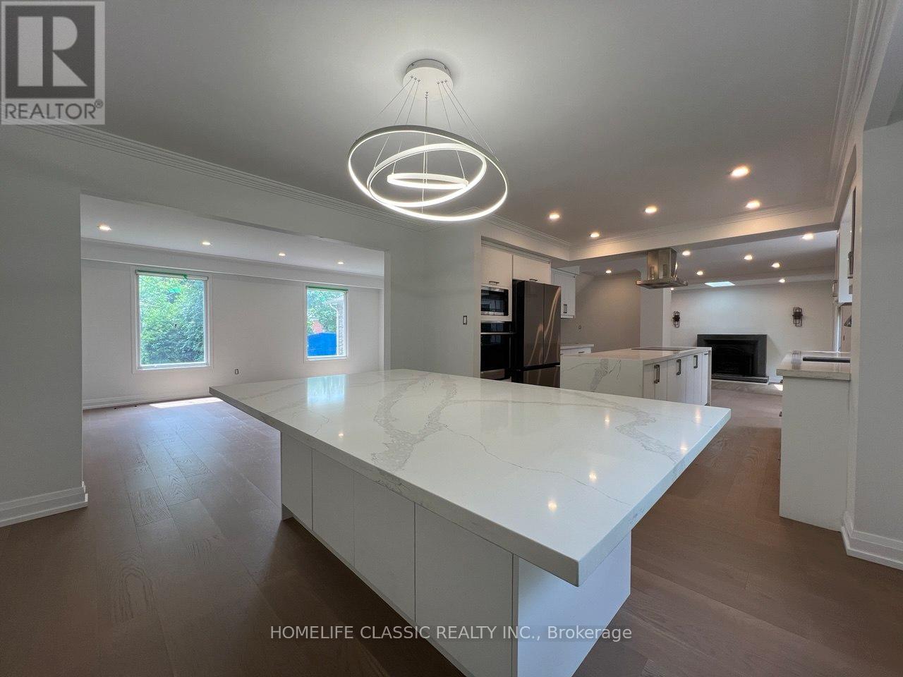 92 Winderemere Crescent N, Richmond Hill, Ontario L4C 6Y9 - Photo 15 - N13516758