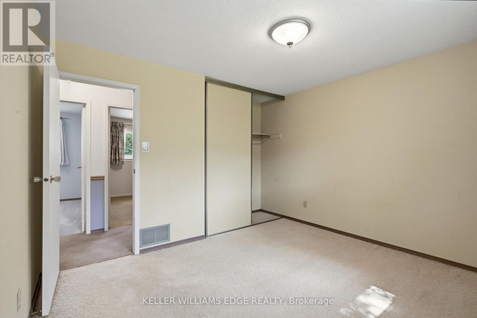 2410 Cavendish Drive, Burlington, Ontario  L7P 3B9 - Photo 16 - W13525714