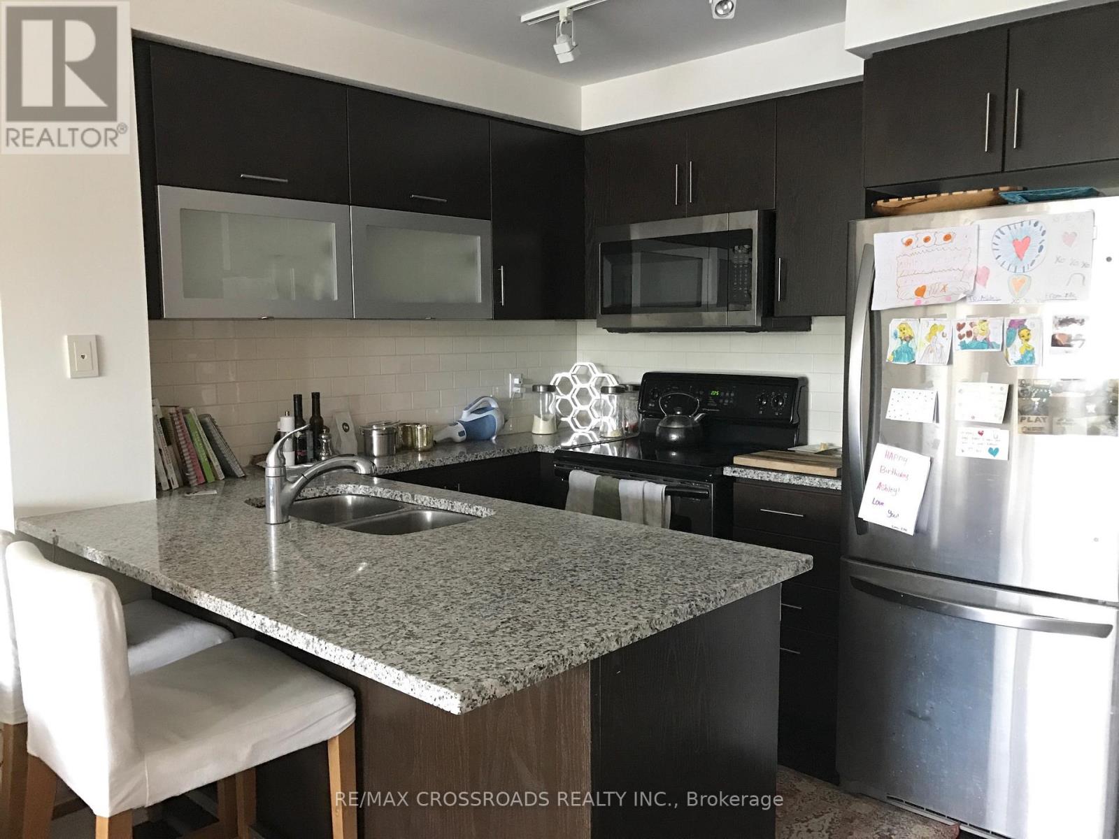 307 - 20 Gothic Avenue, Toronto, Ontario M6P 1T5 - Photo 4 - W13525744
