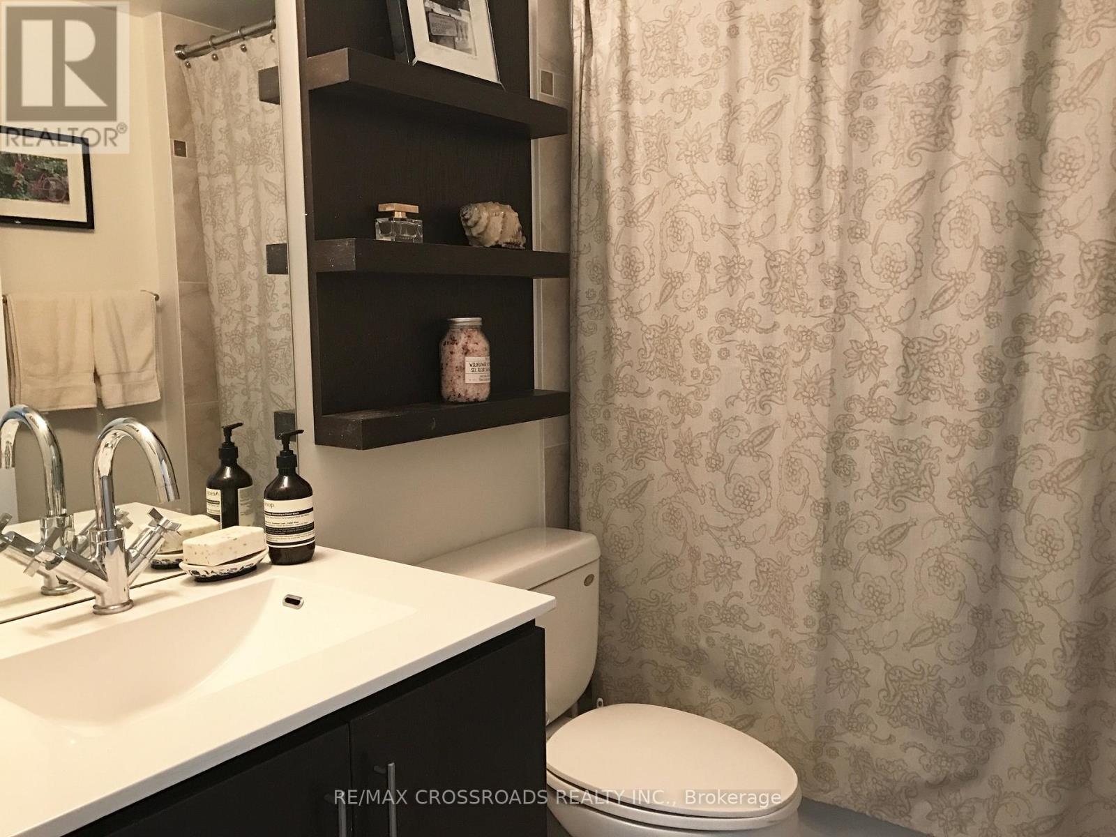 307 - 20 Gothic Avenue, Toronto, Ontario M6P 1T5 - Photo 9 - W13525744