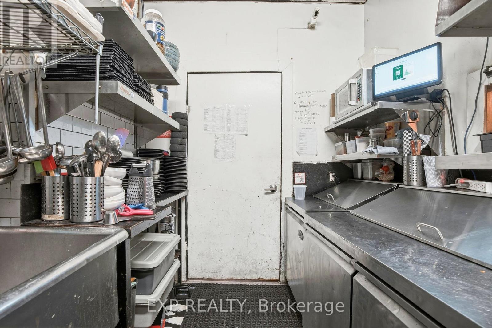 1263 Queen Street W, Toronto, Ontario  M6K 1L5 - Photo 12 - W13525756
