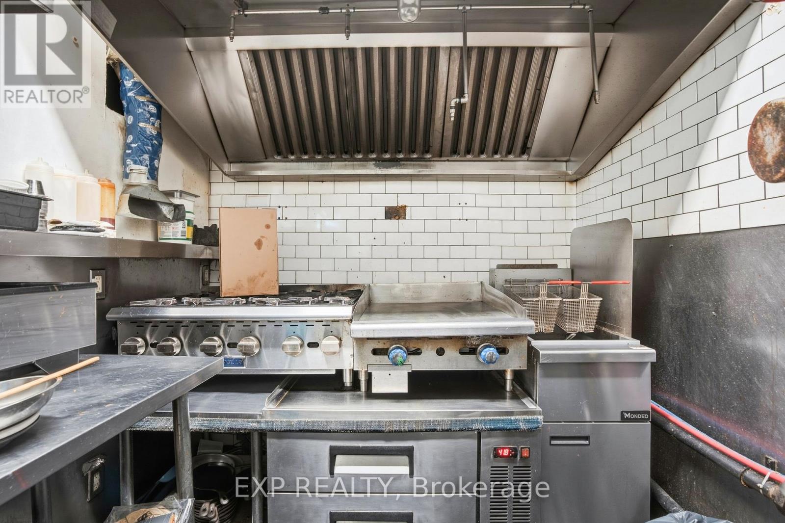 1263 Queen Street W, Toronto, Ontario  M6K 1L5 - Photo 15 - W13525756