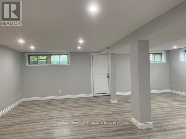 Bsmt - 378 Torrance Street, Burlington, Ontario  L7R 2R8 - Photo 13 - W13525792